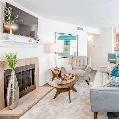 Central on the Green Apartment Homes 1 of 11