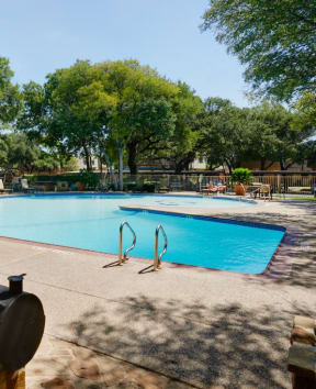 Pool at Le Montreaux Apartments, Austin TX 78759