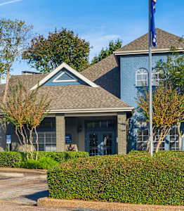 Leasing Office Exterior at Park at Woodlake Apartments in Houston, Texas