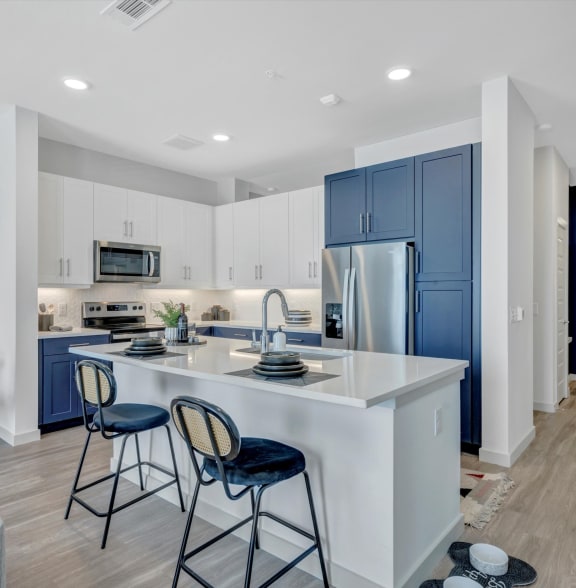 Old East Dallas Apartments Ross + Peak