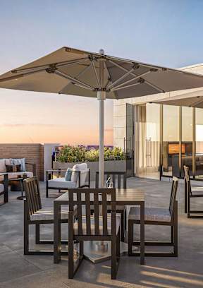 Rooftop Seating Area at The Franklin at Woodbridge Apartments, New Jersey