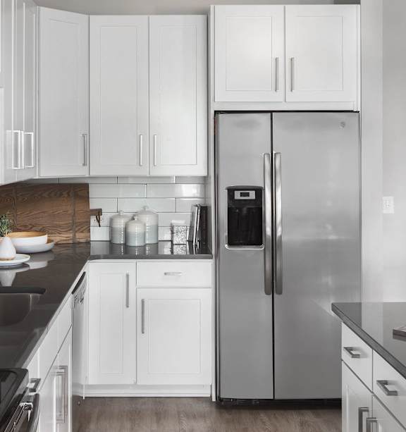 Equipped Kitchen at Pointe at Research Park Apartments, Charlotte, 28262