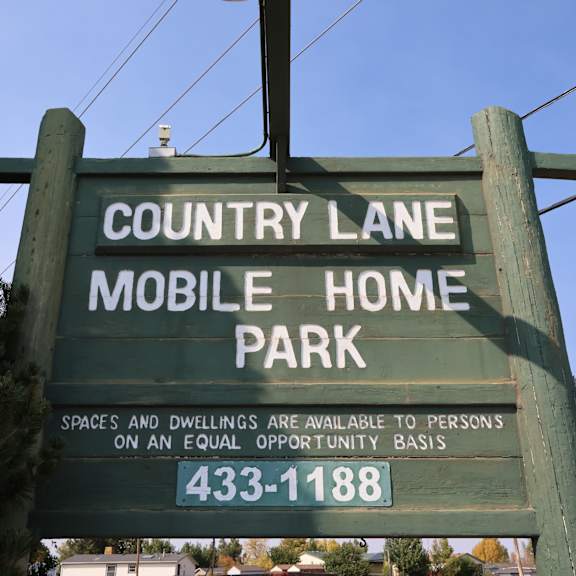 the sign for county lane mobile home park at Country Lane, Cheyenne, Wyoming