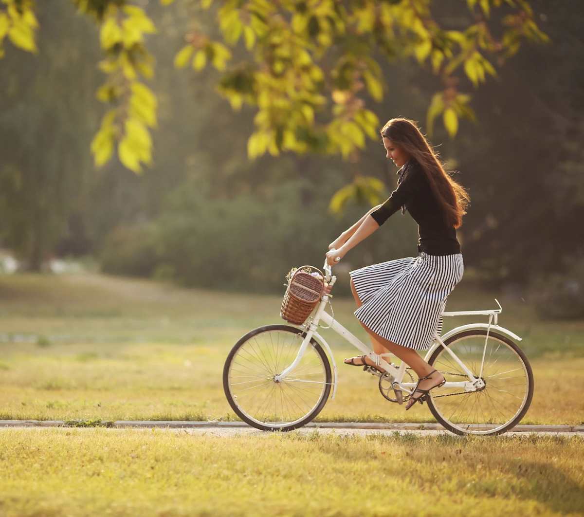 Neighborhood bike ride near Overton Park - Memphis, TN