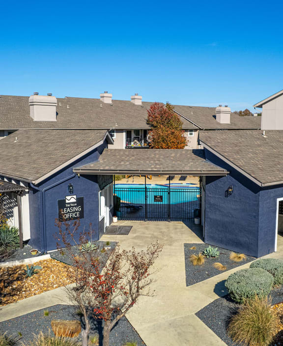 Community Leasing Office at The Villas at Quail Creek Apartment Homes in Austin Texas