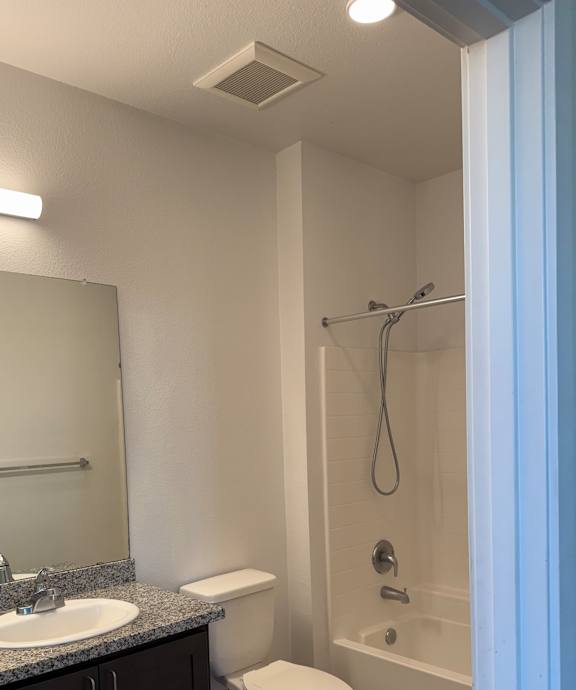 New Frontier 3x2 - bathroom 2 of 2