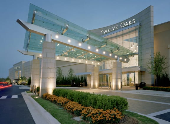 Twelve Oaks Mall