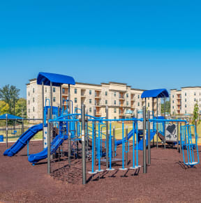 exterior view at the regency woods apartments in pascagoula, ms