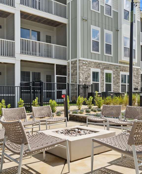 Outdoor space at The Quinn Luxury Apartments, Pensacola, FL