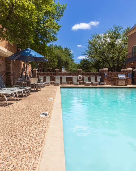 The Brownstones Apartments in Dallas, TX