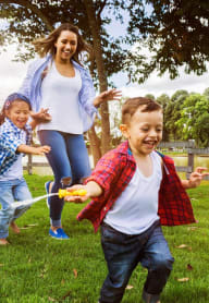 Dominium_Westview Terrace_Lifestyle Image_Family at Park
