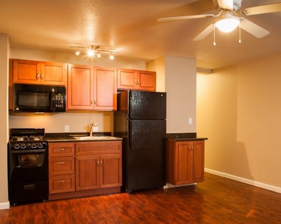 Lahaina Town Apartments living and kitchen area