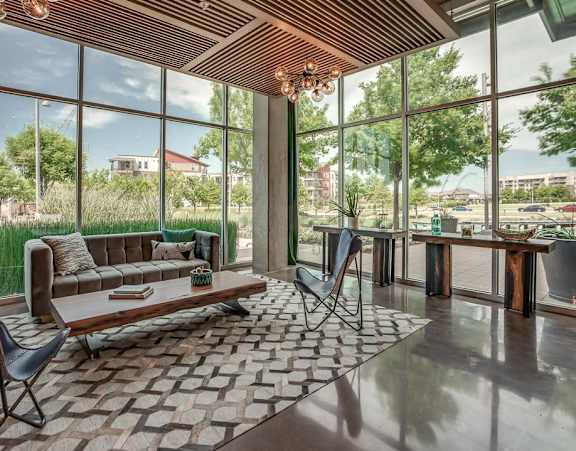 Discovery at the Realm Apartments Community Lounge