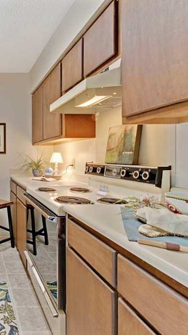 Fox Hollow Apartment Homes 9 of 10