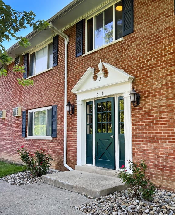 the preserve at ballantyne commons apartment living room at Sharondale Woods Apartments, Cincinnati, OH, 45241