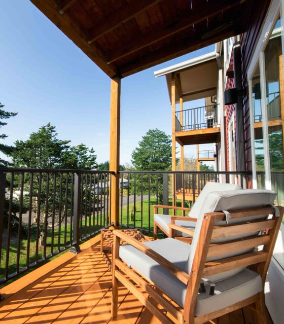 Heather Lodge model unit deck with chairs
