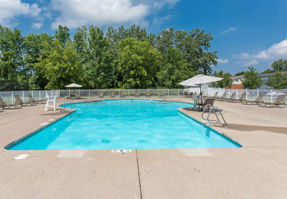 Pool With Sunning Deck at Willowbrooke Apartments, Brockport, NY