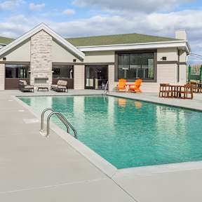 the swimming pool at the resort at governors crossing