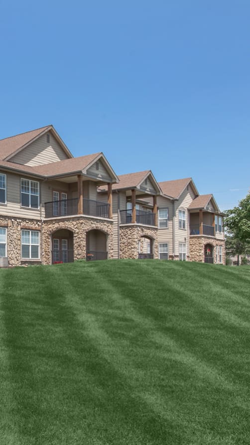 Luxury Apartment Homes in Overland Park, KS Stonepost Ranch