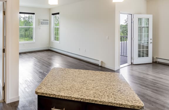 Granite Countertop at Arbor Ridge, Forest Lake, MN
