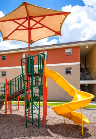 Dominium_Regancy Palms_Playground 