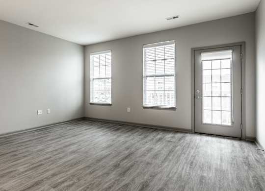 Empty living room at Bella Vista Apartments in Fishers, IN 46038