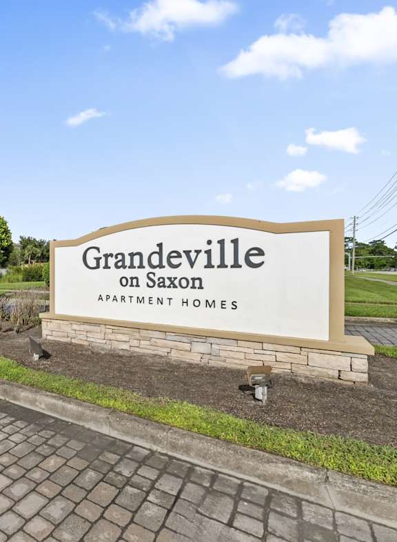 Community exterior at Grandeville on Saxon, Orange City, Florida