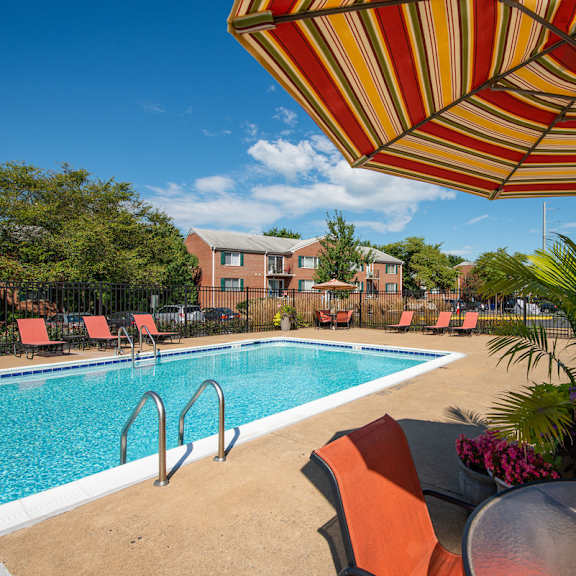 Pool side seating area2 at Tuscarora Creek, Virginia