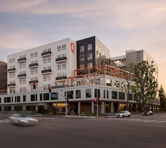 Exterior Image at The Q De Soto
