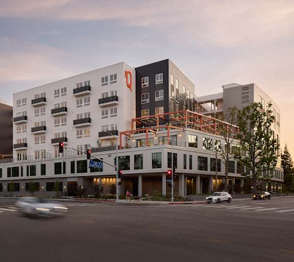 Exterior Image at The Q De Soto