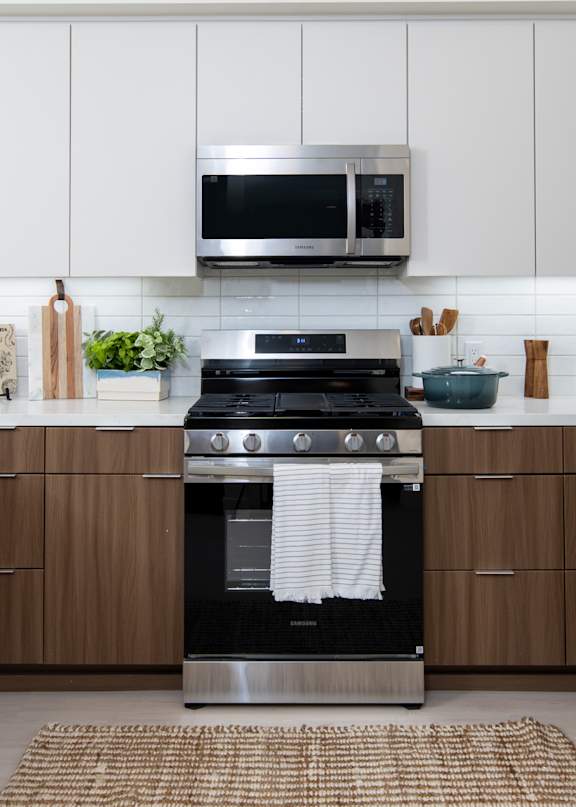 Modern Kitchen at Trestle Apartments, California, 91016