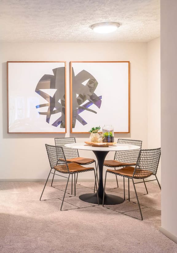 Dining Room at Atria at Crabtree Valley in North Carolina 27612
