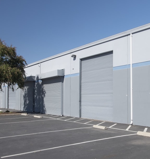 Hillsdale Business Park Roll Up Door Exterior