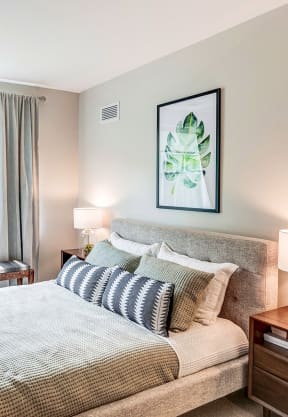 Bedroom at Edgebrook Residences, Merrimack