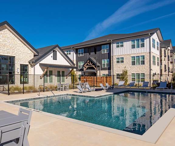 Pool With Sundecks at Matlock Flats, Texas, 76001