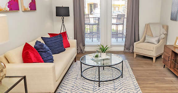 Banner Image at POINTE AT GREENVILLE APARTMENTS, GREENVILLE, SC, 29611