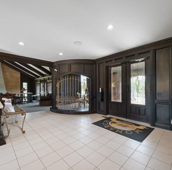 beautiful foyer in Stonehenge Gates Apartments clubhouse