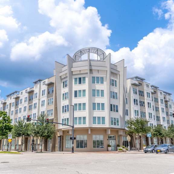 50 off move in costs plus unlimited time pricing on select 3 bedroom apartment homes