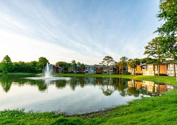 Lake and fountain at Timberlake in Altamonte Springs