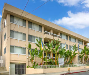 Apartment Building in Los Angeles