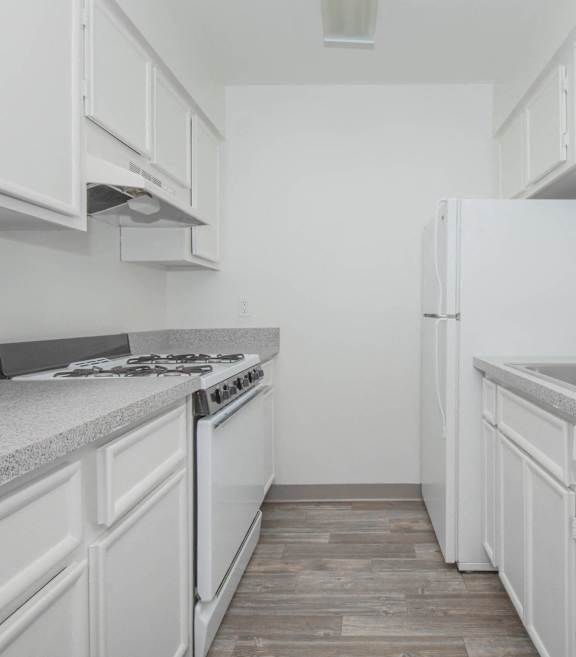 Capistrano Apartments Kitchen and Appliances