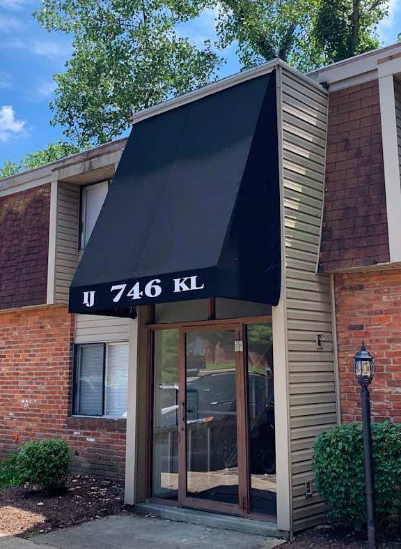 Exquisite Exterior Designs at East Pointe Apartments, Cincinnati, OH