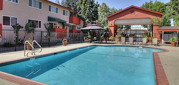 Relaxing Pool at Californian, Mountain View, 94040