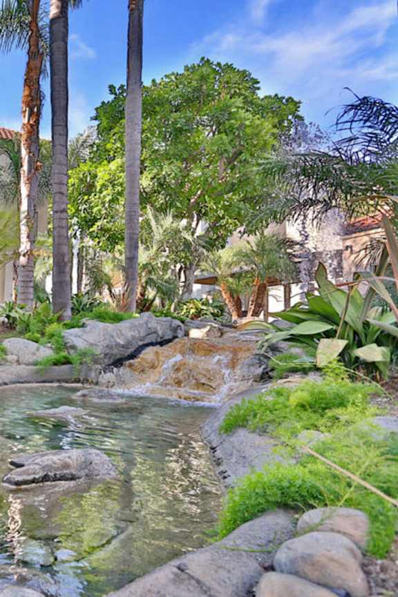 Pond at Norwalk Metropointe, Norwalk, 90650