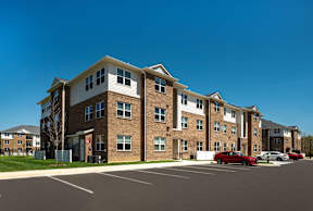 Building Exterior View at Brandywine Green, Brandywine, MD