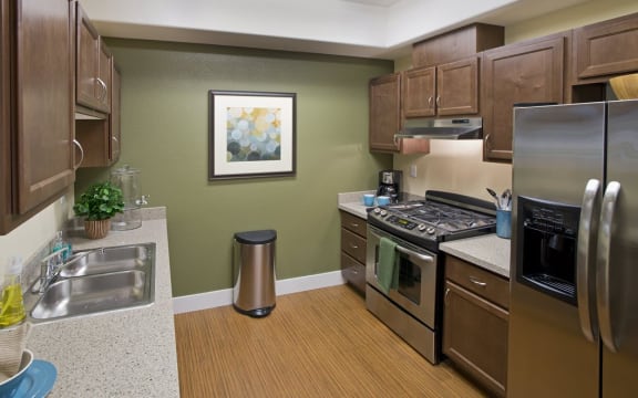 Arbor Creek Family  community kitchen