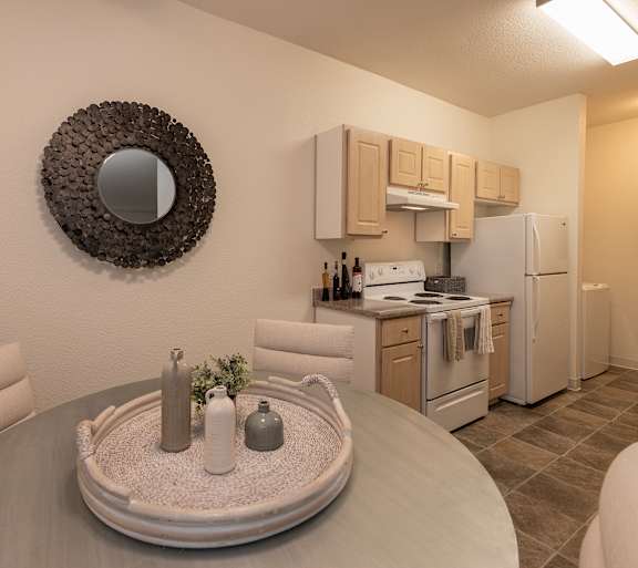 Dining Area at Stanford Heights Apartments, California, 95765