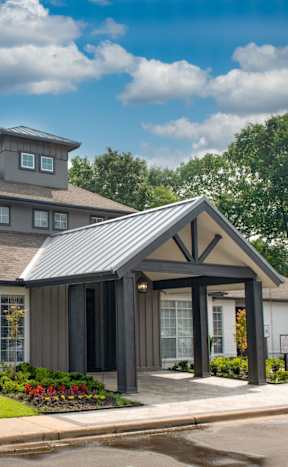 a view of the pool at the grove resort spa at Lincoln at Wolfchase Apartments, Tennessee