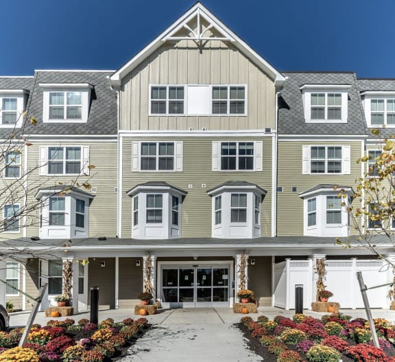 Hudson Ridge Residences at Aberdeen Apartments in Aberdeen, NJ